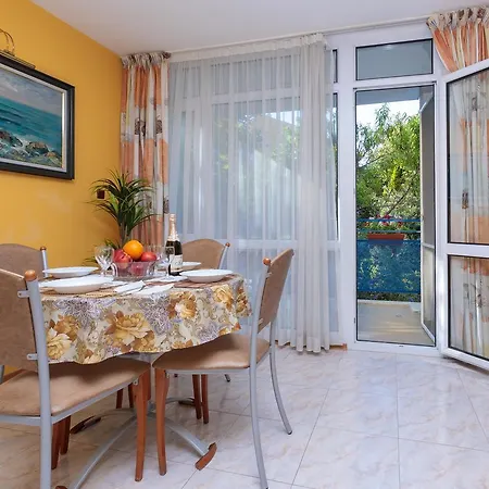 Apartamento Sea Shell 2 *